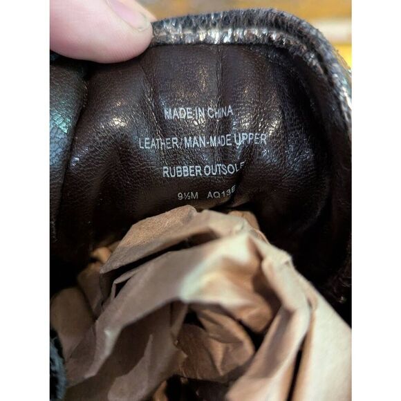 Michael Kors Gold Hi Tops - Picture 9 of 11